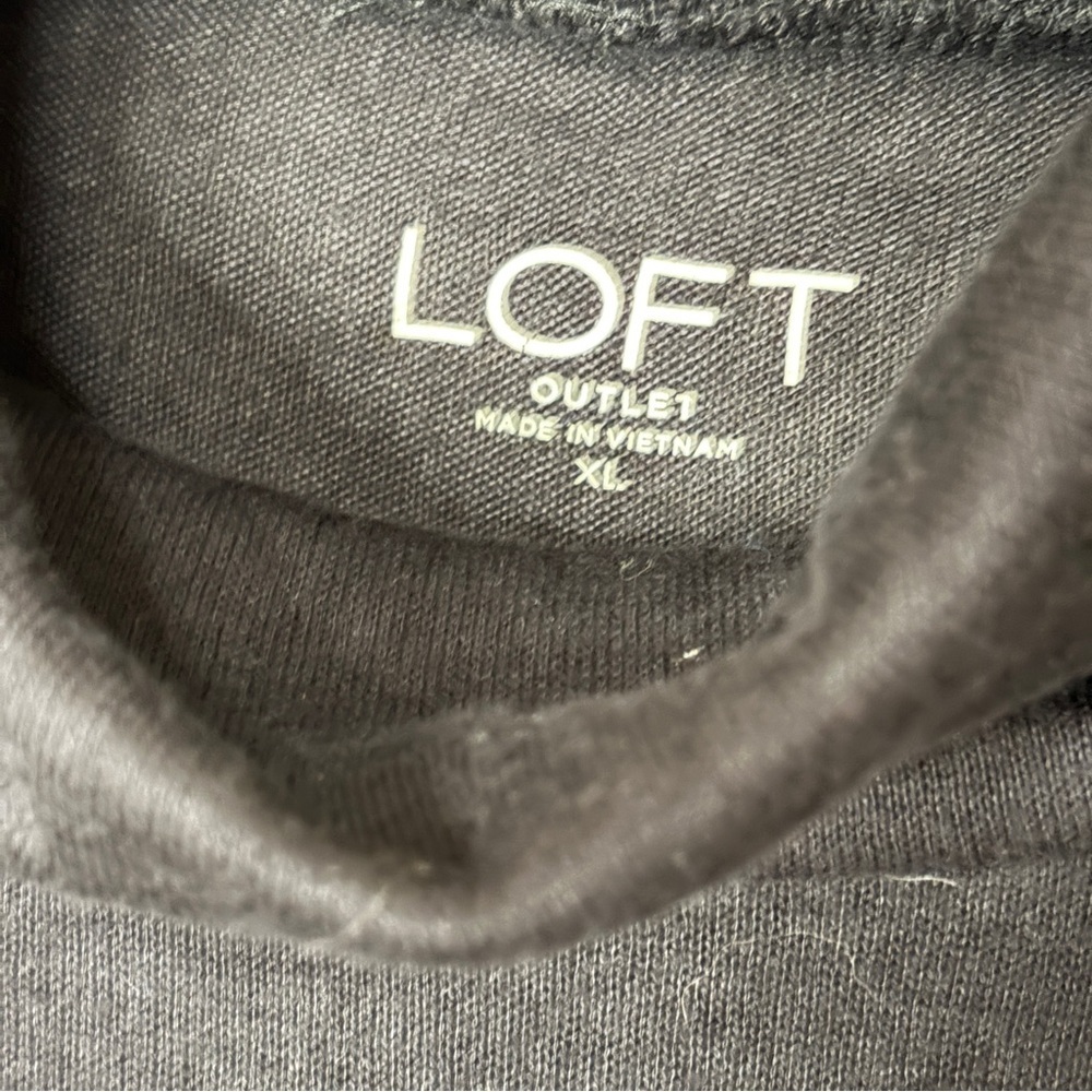 NWOT LOFT Black Balloon Sleeve Turtleneck, XL - Picture 8 of 10